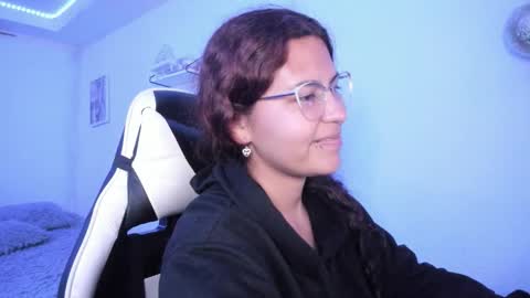 Snapshot of ladybrown_16 chatting on 10-01-25, 02:39 Lady online show from 10-01-25, 02:39