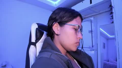  Lady  online show from 06-16-26, 05:43