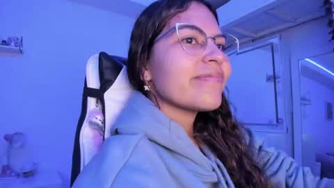  Lady  online show from 06-23-26, 03:04