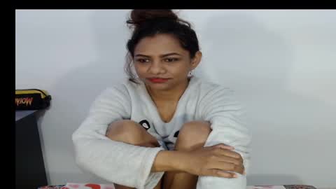 lady online show from 12-14-25, 05:40