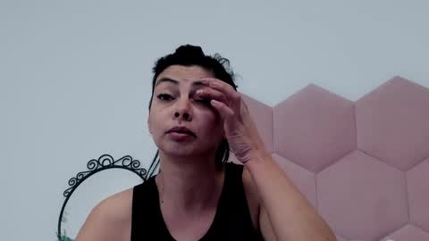 Lia online show from 02-07-25, 05:10