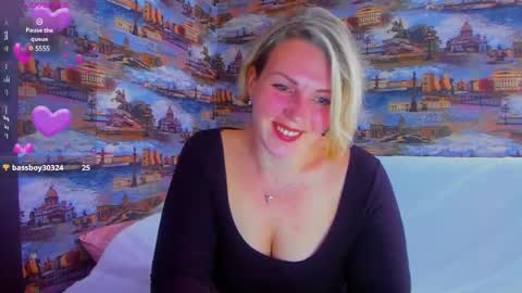 ladylucky_ online show from 03-11-25, 02:21