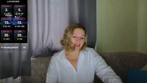 ladylucky_ online show from 10-22-25, 02:34