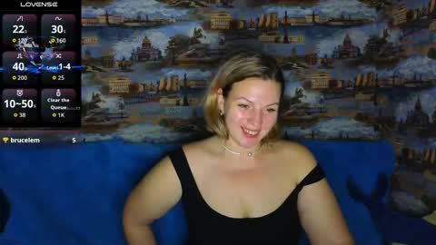 ladylucky_ online show from 10-30-25, 01:51