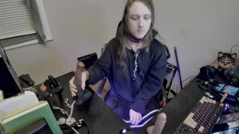 Snapshot of ladymeep chatting on 02-04-26, 11:16 ladymeep online show from 02-04-26, 11:16