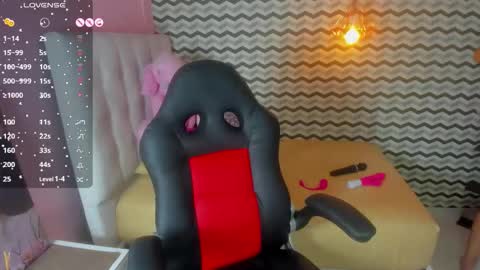 LADY  online show from 03-21-26, 12:32