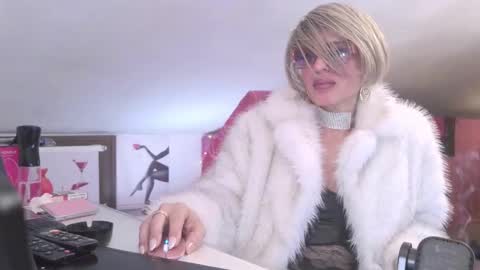 Oxana online show from 02-15-26, 12:18