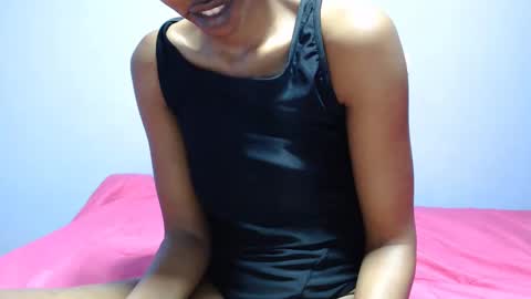 ladyqeeen online show from 02-14-25, 03:00