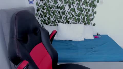 Snapshot of ladysexy_hot19 chatting on 12-06-24, 02:57 Ladysexy hot19 online show from 12-06-24, 02:57