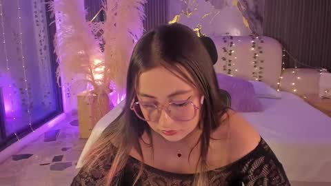 Lady  online show from 02-27-26, 05:07