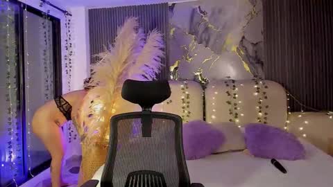 Lady  online show from 02-28-26, 05:19