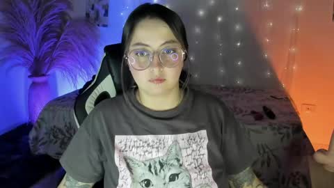 Lady  online show from 05-02-26, 05:56