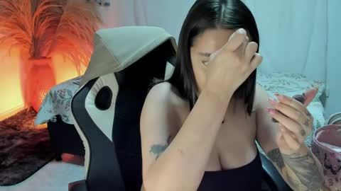 Lady  online show from 05-06-26, 04:08