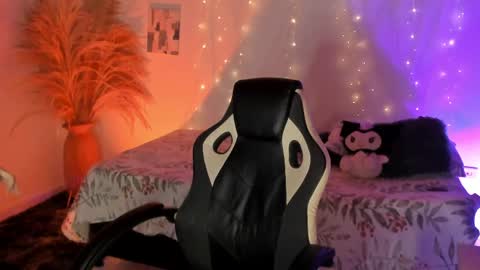 Lady  online show from 05-11-26, 01:44