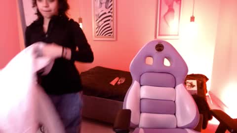 Ladywawy  online show from 09-10-25, 01:11