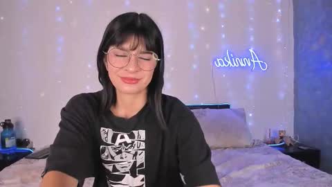 Snapshot of laena_arryn chatting on 03-16-26, 08:57 Laena Arryn online show from 03-16-26, 08:57