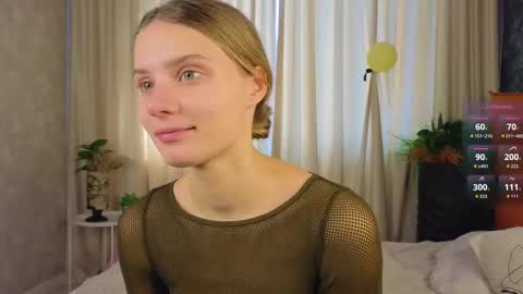 Lilia online show from 10-15-25, 06:46