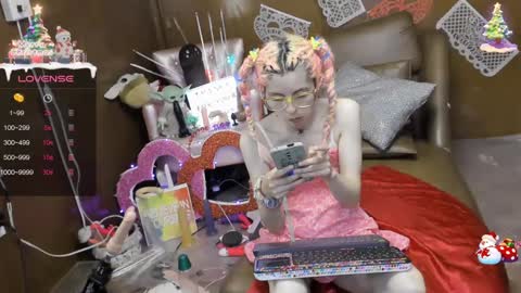 Snapshot of laflakita21 chatting on 02-06-25, 12:43 Skinnygirl online show from 02-06-25, 12:43