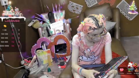 Snapshot of laflakita21 chatting on 02-06-25, 03:48 Skinnygirl online show from 02-06-25, 03:48