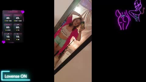  paola and a guest lol    online show from 02-19-25, 06:10