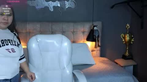    online show from 10-17-25, 10:12