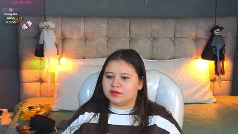    online show from 10-18-25, 10:21