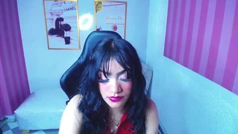 Snapshot of laia_angel_b chatting on 02-13-25, 08:34 Laia online show from 02-13-25, 08:34