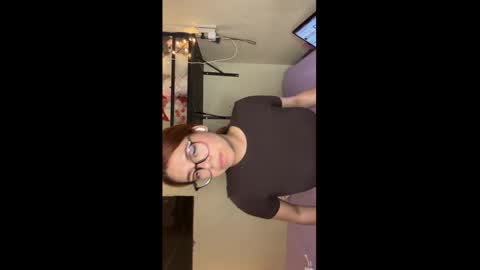 Snapshot of laiaamelie chatting on 01-18-26, 06:39 laiaamelie online show from 01-18-26, 06:39