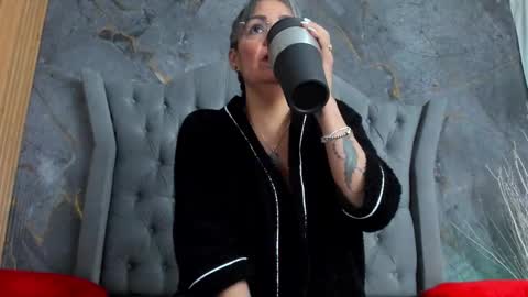 Lailacastillo online show from 02-18-26, 11:44