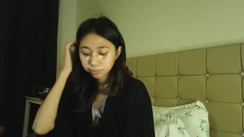 Snapshot of lailah444 chatting on 05-10-26, 12:10 lailah444 online show from 05-10-26, 12:10