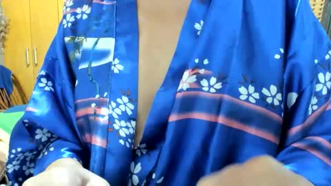 LAILA online show from 04-25-26, 12:52
