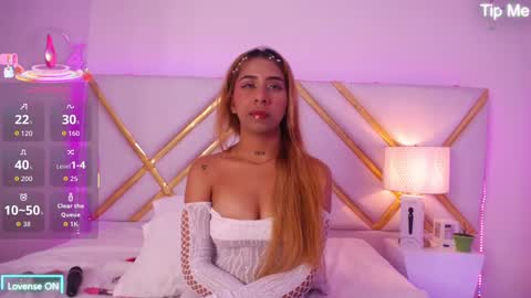 Laila Stilwills online show from 09-20-25, 09:49