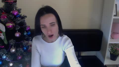Laima online show from 12-22-24, 01:22