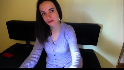 Laima online show from 12-23-24, 01:56