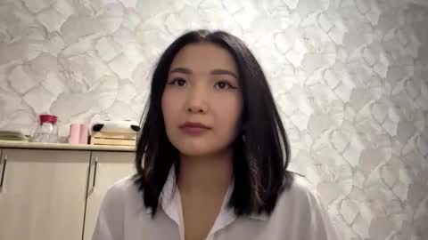 Luna online show from 09-20-25, 03:35