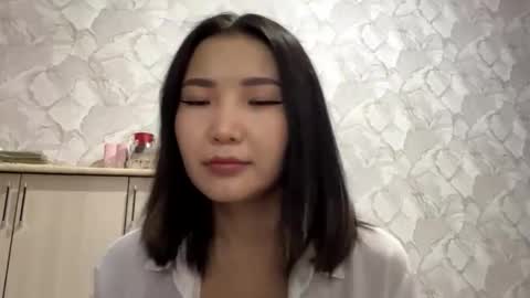 Luna online show from 09-21-25, 03:02