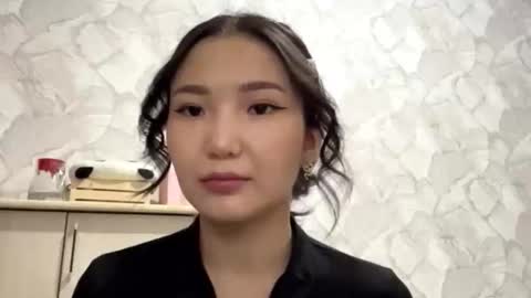 Luna online show from 09-23-25, 02:53