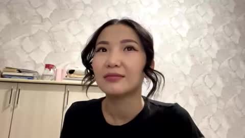 Luna online show from 09-24-25, 03:15