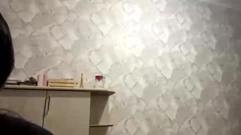 Luna online show from 10-04-25, 03:10