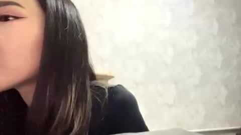 Luna online show from 10-05-25, 03:10