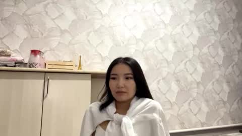 Luna online show from 10-11-25, 03:21