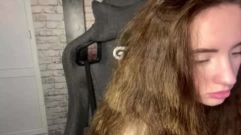 Luna online show from 10-24-25, 05:26