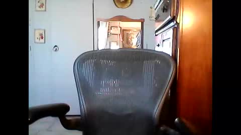 Snapshot of lakewood4523 chatting on 10-29-25, 10:11 Carlosss online show from 10-29-25, 10:11