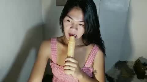 lakshmi_052704 online show from 09-18-25, 09:28