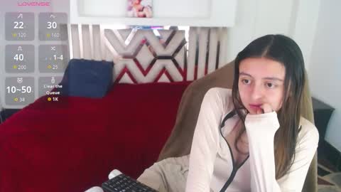 Lala clark online show from 11-27-25, 12:29