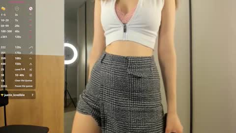 Julia online show from 10-17-25, 08:22