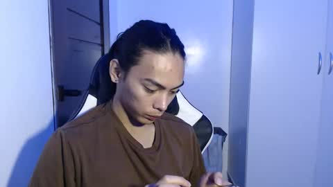 lalakinghugecock_2 online show from 09-19-25, 05:13