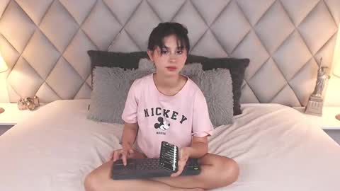 Snapshot of lalycastro chatting on 01-13-25, 07:31 Laly Castro online show from 01-13-25, 07:31