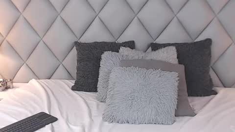 Snapshot of lalycastro chatting on 02-05-25, 11:06 Laly Castro online show from 02-05-25, 11:06