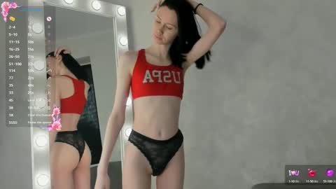 Snapshot of lama_walton chatting on 03-06-25, 12:52 Lama online show from 03-06-25, 12:52